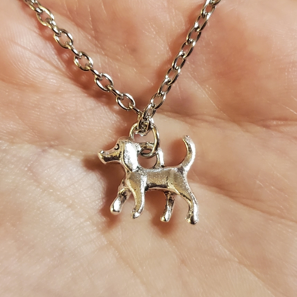 NWOT Silver Dog Necklace - Picture 2 of 5